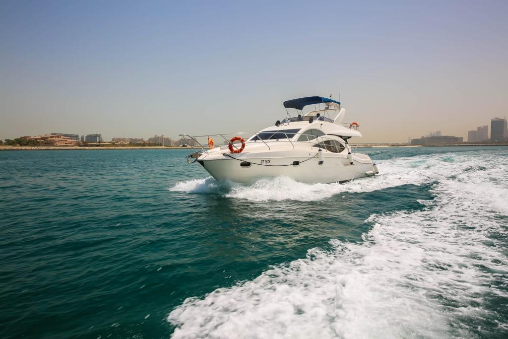 luxury yachts rental in Dubai