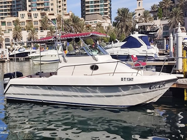 kiti kiti 33 feet yacht in dubai | yacht on rent in Dubai