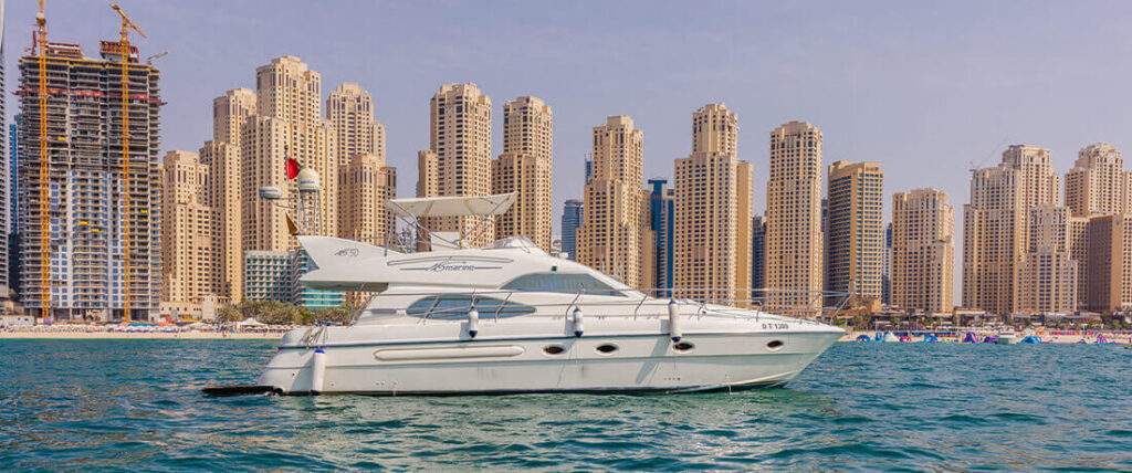 Adventure with Yacht in Dubai Marina | Luxury yachts rental