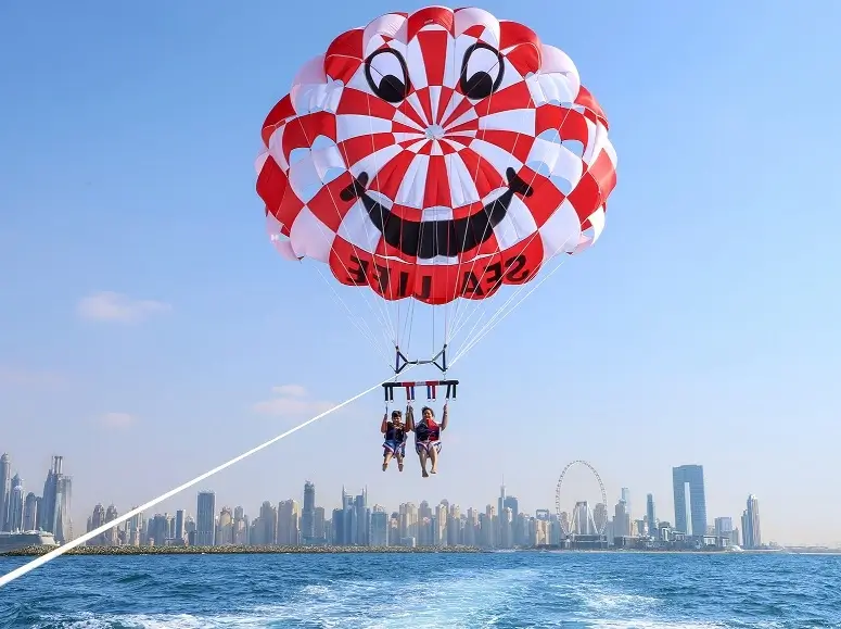 parasailing best activity in Dubai